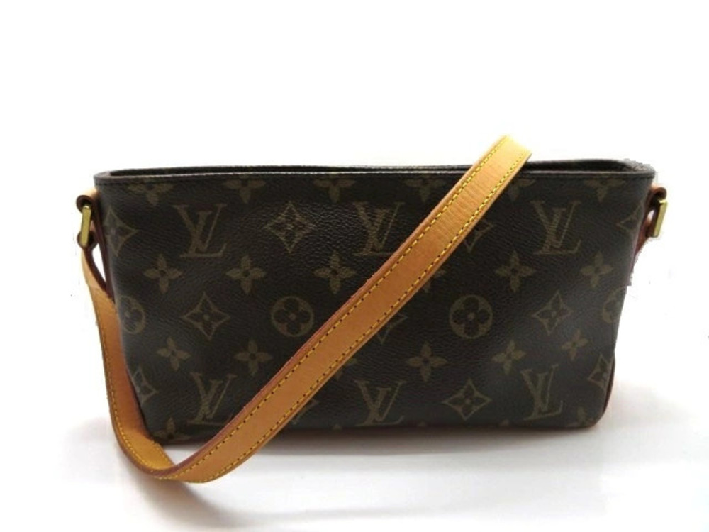 LOUIS VUITTON Shoulder Bag Trotteur Monogram